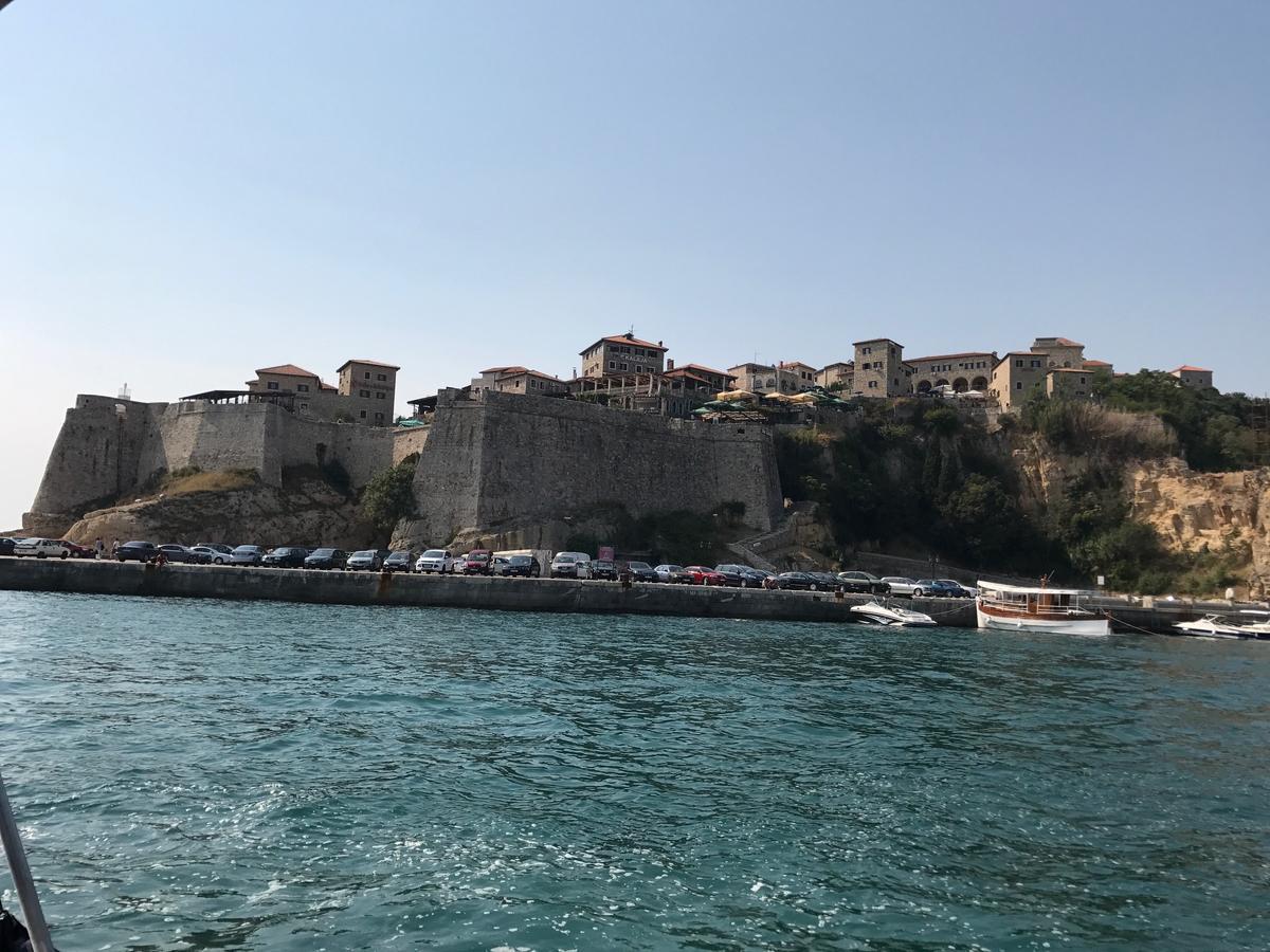 Hotel La Rosa Negra Ulcinj Esterno foto
