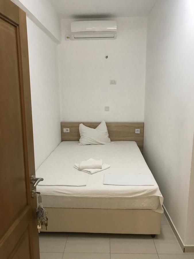 Hotel La Rosa Negra Ulcinj Esterno foto